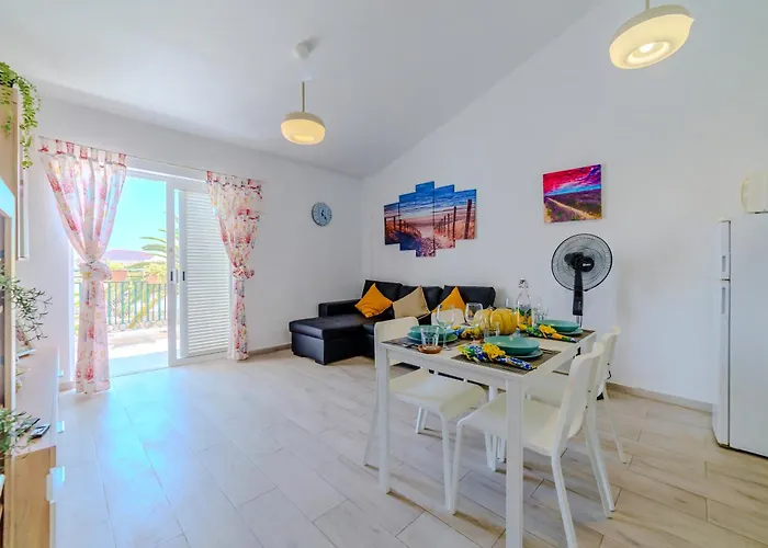 Precioso Y Confortable Apartamento En El Sur